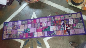 Décoration murale brodée en patchwork recyclé pour la décoration intérieure, présentoirs muraux, boutiques, approvisionnement en gros et vente en gros - Product Image 5