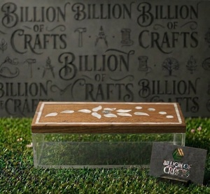 Pot rectangulaire en bois de luxe pour l'hôtellerie, idéal pour le Ramadan et l'Aïd, contenant des chocolats, des bonbons, des friandises, des dattes et des fruits secs en cadeau - Product Image 2