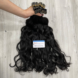 ต่อผมแบบเทป 2026 Raw Wavy Tape Hair Extensions ผมนุ่มเป็นลอนแบบเทป ตัดเป็นช่อขนาด 4 ซม. สีธรรมชาติ ผมไม่ผ่านการแปรรูป ไม่มีสารเคมี จัดส่งแบบดรอปชิป - Product Image 3