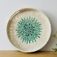 Plateau classique fait main avec incrustation de moppes pour cuisine, maison, hôtel par HF CRAFTS
