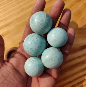 Boules de pierres précieuses Larimar bleues naturelles polies, pierres en vrac pour la fabrication de bijoux, artisanat, décoration - Product Image 1