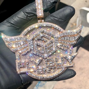 Colgante Iced Out, Colgante con Logotipo, Colgante con Dije Circular, Colgante de Moissanita Baguette, Colgante Personalizado, Colgante Hip Hop, Cadenas de Rapero - Product Image 3