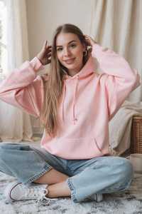 ชุดเซ็ตเสื้อฮู้ดครอปคอเต่าสีน้ำเงินกรมท่าสำหรับผู้หญิงจาก ONETEN APPARELS กางเกงจ็อกเกอร์ขายาวทรงหลวมพิมพ์ลายแขนยาวพร้อมเชือกผูกเอว - Product Image 2