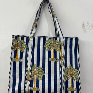 Bolso Tote Grande Acolchado de Algodón para Mujer con Asas de Algodón, Sostenible, Hecho a Mano, Estilo Bohemio, Ideal para Compras - Product Image 1