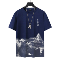 Heren marineblauw T-shirt met grafische print, ronde hals en korte mouwen, berglandschap ontwerp, casual streetwear, groothandel kleding