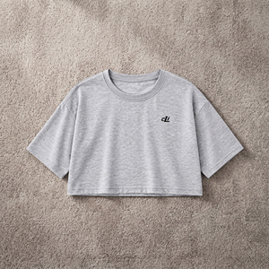 T-shirts courts d'été pour femmes de haute qualité, décontractés et confortables, personnalisables avec logo OEM, impression sérigraphique pour femmes - Product Image 3