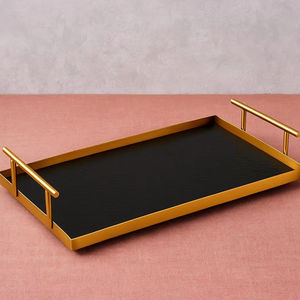 Bandeja Rectangular Metálica Dorada y Negra, Bandeja Decorativa para Desayuno, Café y Té, Vajilla Premium para Aperitivos y Hogar - Product Image 1
