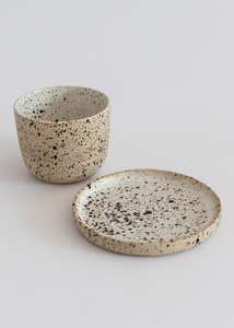 Cafetière portable en porcelaine fine, résistante à la chaleur, couleur personnalisée, fabriquée par Universal Overseas - Product Image 3