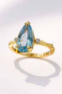 Anillo Apilable de Plata de Ley con Cianita Azul Natural, Certificado por IGI, para Bodas Modernas y Minimalistas, Tonos Oceánicos Suaves, Diseño de Lujo - Product Image 3