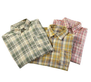 Camisa a cuadros versátil para hombre, de manga larga, para usar en todas las estaciones, para aventuras al aire libre, para uso casual en la oficina. - Product Image 6