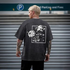 เสื้อยืดพิมพ์ลายพรีเมียมแบบฟอกกรดสำหรับผู้ชาย ผ้าฝ้ายสโตนวอช สตรีทแวร์ โรงงานผลิตเสื้อผ้าตามสั่ง ผู้ผลิตเสื้อผ้าแบบกำหนดเอง - Product Image 2