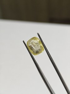 Zafiro amarillo de alta calidad de 6.45 ct con forma cuadrada para anillos y colgantes personalizados - Product Image 2