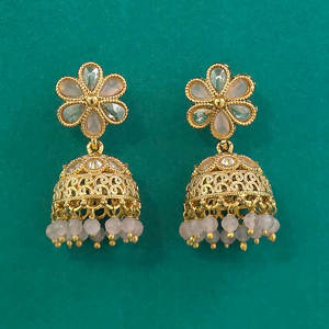 Achetez en ligne des Jhumki antiques de qualité export avec placage or 233091 - Product Image 1