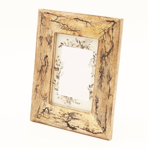 IMPERIAL BRASS STORE Cadre photo artisanal en bois de manguier écologique, design fractal Lichtenberg brûlé au bois, rustique et antique - Product Image 1