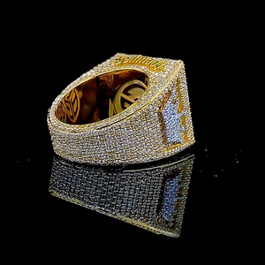 Bague Hip Hop en Argent Sterling pour Homme, Sertie de Moissanite VVS, Idéale pour Fiançailles, Fêtes et Mariages, Certifiée IGI - Product Image 5