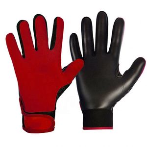 Guantes de fútbol americano y gaelic personalizados de alta calidad, estilo único, venta al por mayor desde Pakistán con agarres para las manos - Product Image 6