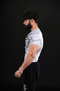 T-shirt de compression blanc à manches courtes pour homme, motif toile d'araignée 3D noir sur le devant, col rond, séchage rapide, coupe régulière, style urbain, tricoté - Product Image 5