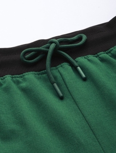Pantalon de jogging décontracté pour homme en molleton de coton vert, taille élastique avec cordon de serrage et bande latérale, idéal pour l'hiver - Product Image 6