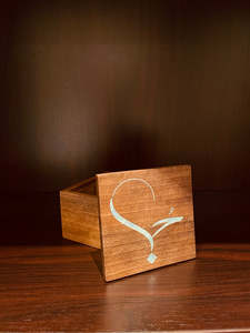 Organizador PearlOak Heritage, Caja de Dulces Acrílica con Incrustaciones de Madera Premium y Madreperla para Dulces de Ramadán, Iftar e Interiores Árabes - Product Image 6