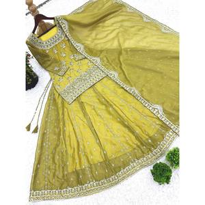 Séquence de travail brodée pour femmes Wear Top Bottom Dupatta Set - Product Image 5