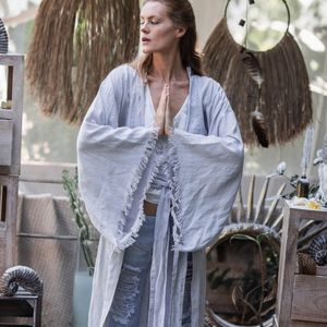 Kimono en lin gris pour femme, robe longue en lin, cardigan bohème, kimono d'inspiration japonaise, tunique ceinturée, kimono cardigan grande taille - Product Image 4