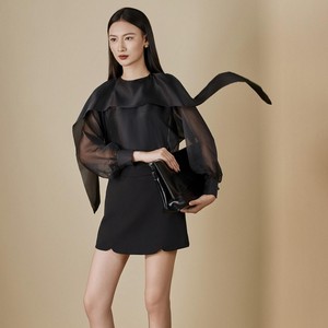 Blouse élégante en organza doux pour femme, à manches bouffantes, col rond, inspirée des motifs végétaux, fabriquée au Vietnam, vente en gros, référence KA12 - Product Image 1