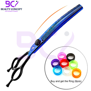 กรรไกรตัดผมคุณภาพพรีเมียม ขนาด 7.0 นิ้ว สีดำและสีน้ำเงิน น้ำหนักเบา ทนทาน จากผู้ผลิตที่ดีที่สุด ดีไซน์ทันสมัย ผลิตตามสั่ง - Product Image 4