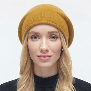 Bonnet en tricot douillet pour femme, style décontracté, idéal pour l'hiver, doux et confortable, parfait pour les activités de plein air - Product Image 2