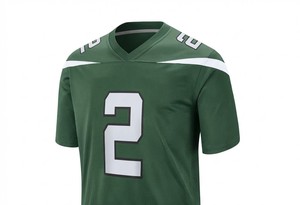 Maillot de football américain vert personnalisé, numéro 2, col en V, manches courtes, polyester respirant, coupe classique pour homme - Product Image 3