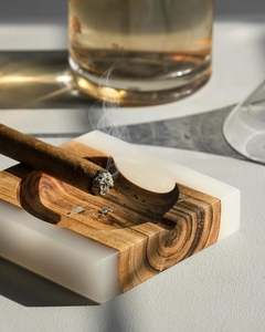 Cendrier carré en aluminium sans fumée, style américain, pour cigares et cigarettes, blanc, artisanal, moderne, de luxe, décoration de table, maison, bureau - Product Image 3