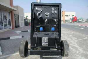 Soldadora Miller Trailblazer 325 a gasolina, nueva condición, sin gas, para procesamiento de acero inoxidable y hierro - Product Image 2