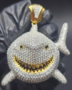 Colgante de Plata 925 con Diamantes Redondos VVS Moissanite Estilo Hip Hop, Diseño de Tiburón Iced Out, para Hombres y Mujeres, Colgante Bust Down para Raperos - Product Image 1