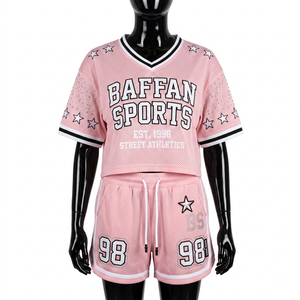 Ensemble court en maille polyester respirante 150 GSM de qualité supérieure, rose, vêtements de sport, col à rayures côtelées, logo personnalisé par sublimation, ensembles pour femmes - Product Image 3