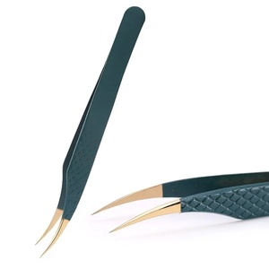 Pince à épiler Ryzer Studio de précision, durable, en acier inoxydable plaqué or, avec pointe incurvée et aiguisée pour extensions de cils - Product Image 6