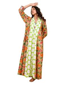 Robe longue de printemps longueur au sol pour femmes col en V manches trois quarts robes faites à la main - Product Image 1