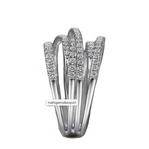 Anillo de diamante de moissanita redondo blanco Anillo personalizado de Plata de Ley 925 y joyería de diamantes de Hip Hop - Product Image 1