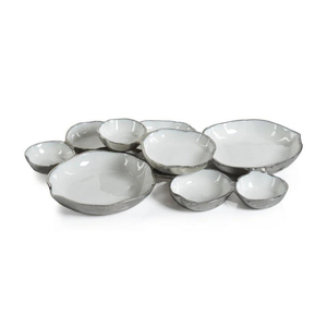 Plateau de service en métal argenté avec plusieurs bols en émail blanc de luxe, centre de table pour la décoration intérieure, plateau de haute qualité pour la vente en gros - Product Image 2