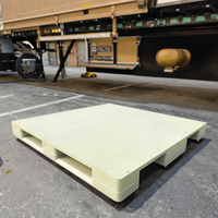 Palette en plastique HDPE empilable écologique à 4 voies à face unique personnalisée en usine, soudure plate de 10 tubes en acier, charge dynamique de 1,5 T
