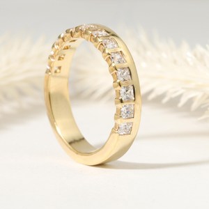 Bague de mariage demi-éternité en or massif 10K 14K 18K avec diamant de laboratoire princesse couleur DEF clarté VS VVS certifié IGI – Vente en gros - Product Image 2