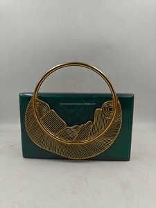 Bolso de noche de mujer de resina de nuevo diseño para fiestas y bodas - Product Image 3