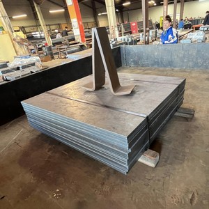 Plaques de stabilisation pour grue en acier - Product Image 3
