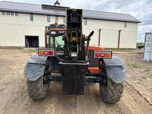 2015 G6-42A Telehandler Only 2631 Hours Enclosed Cab High Performance Lifting Machine - Product Image 2