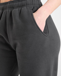 Wholesale Custom Regular Fit <b>Women's</b> Straight Leg Joggers Terry Fleece Soft Touch Fabric Winter Eco-Friendly Breathable - Product Image 5