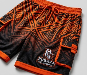 Shorts de sport blancs avec bordure vert citron vif et logo Huracan avec cordon de serrage, pour une collection de vêtements de sport dynamique et élégante. - Product Image 5