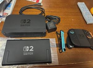 Console de jeu portable Nintendo Switch 2 256 Go, nouveau modèle, couleurs bleu néon/rouge néon, avec garantie - Product Image 5