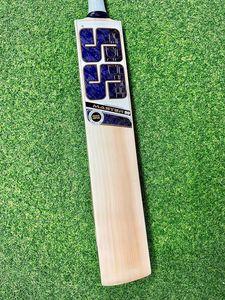 ไม้คริกเก็ต SS MASTER 99 ENGLISH WILLOW - Product Image 1