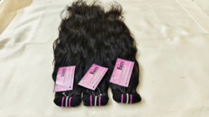 Lots de Cheveux Humains Indiens Remy – Ondulations Souples, Boucles Jerry, Lisses Crépus, Ondulations Corporelles, Ondulations Profondes, Ondulations Naturelles – Cheveux Indiens en Vente - Product Image 4