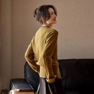 Pull en tricot pour femme, col rond, manches longues, couleur unie, boutons sur le devant, décontracté, pour l'automne, 100% coton - Product Image 3