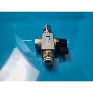 วาล์วลดแรงดัน VHS400-04 SMC ใช้เป็นชิ้นส่วนอุปกรณ์เซมิคอนดักเตอร์รุ่นเก่า - Product Image 1