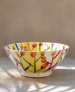 Frutero de Cerámica Artesanal con Vibrante Decoración Floral, Gran Capacidad y Elegante Base de Pedestal - Product Image 4
